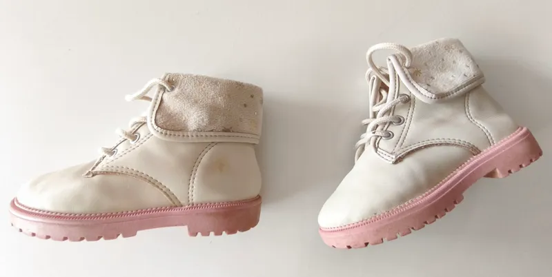 Botas. molekinha. talle 25 eur.