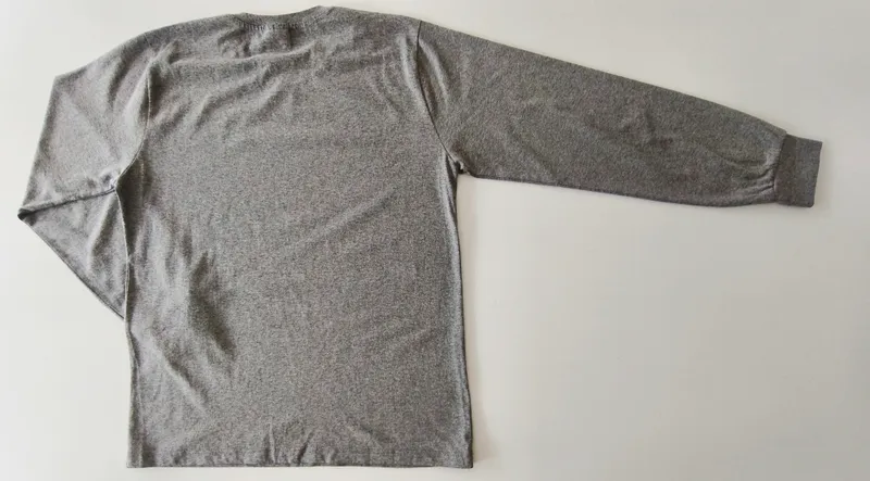 Remera manga larga. talle: 14.