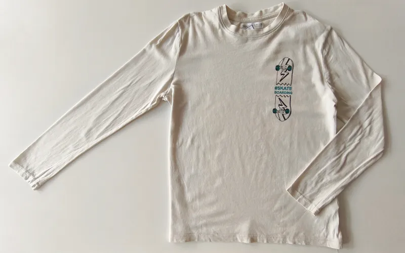 Remera manga larga. zara. talle: 11 - 12.