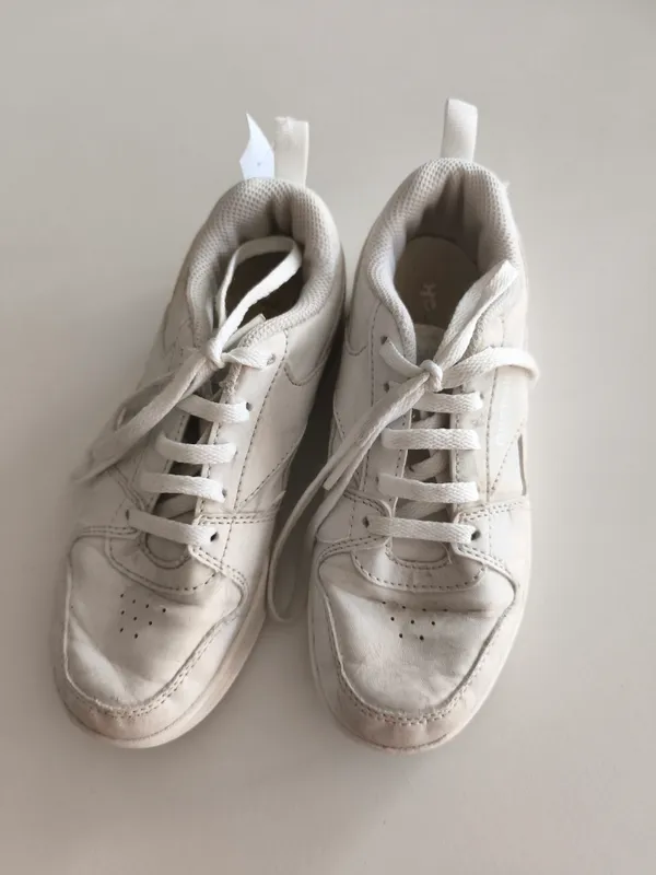Championes. reebok. talle 30.5 eur.
