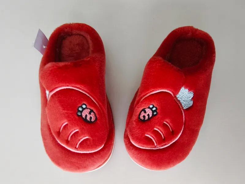 Pantuflas. talle 30 - 31 eur.