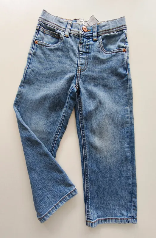 Jean. name it. talle: 3 - 4.