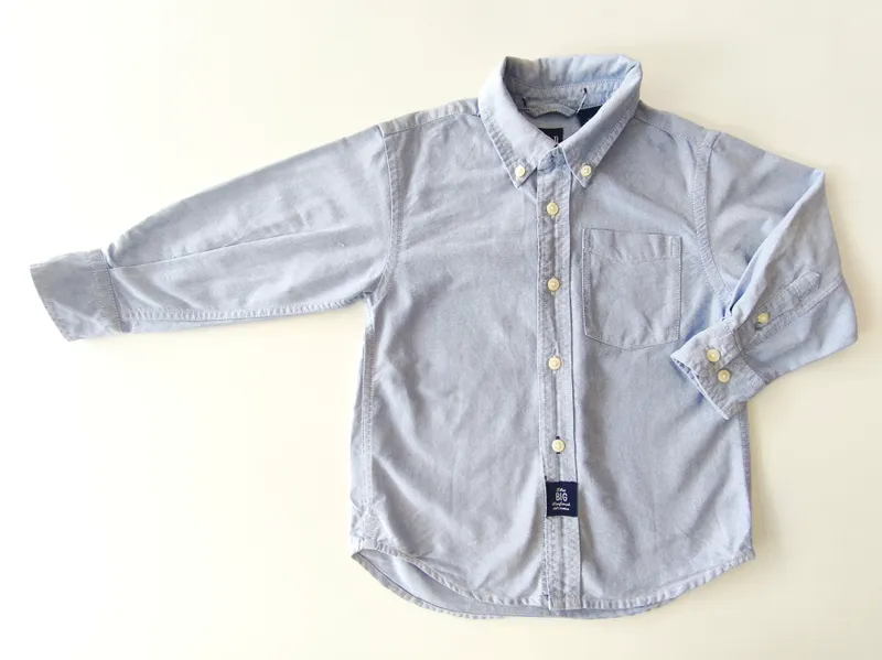 Camisa manga larga. gap. talle 4 - 5.