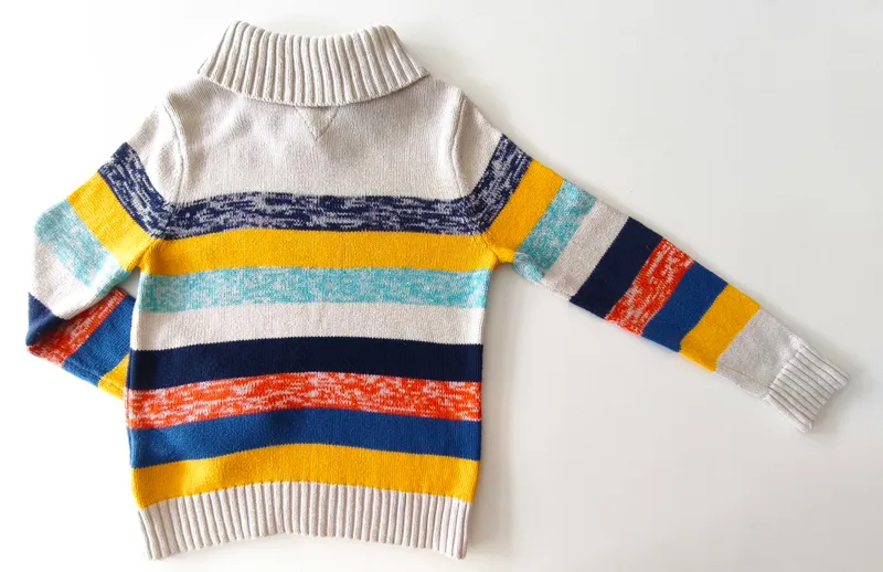 Sweater. tommy hilfiger. talle 8 - 10.