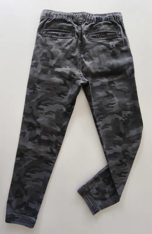 Pantalón. plugg. talle: 10 - 12.