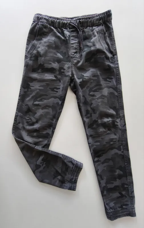 Pantalón. plugg. talle: 10 - 12.