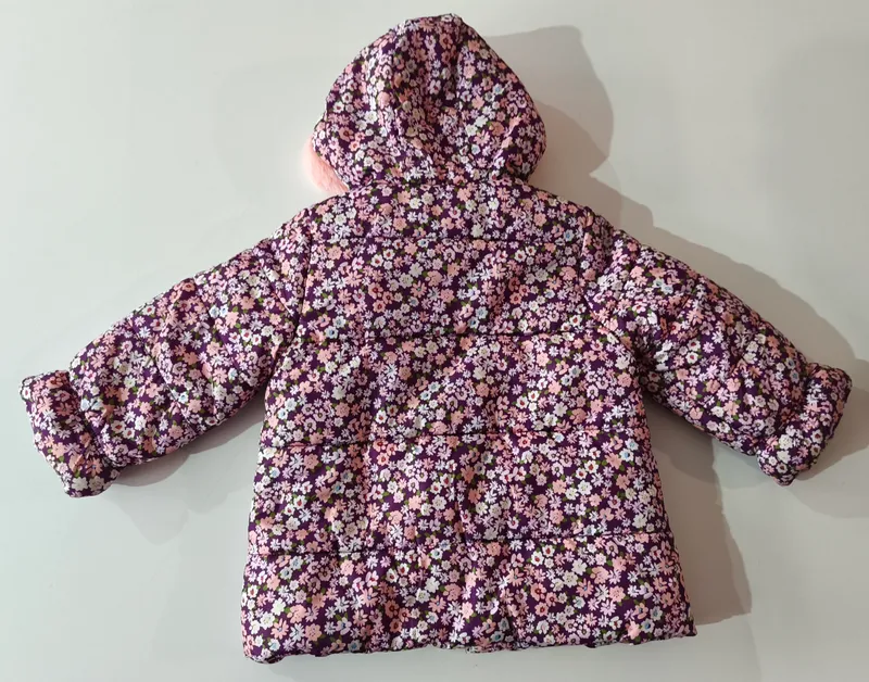Campera. kensiegirl. talle 24 meses.