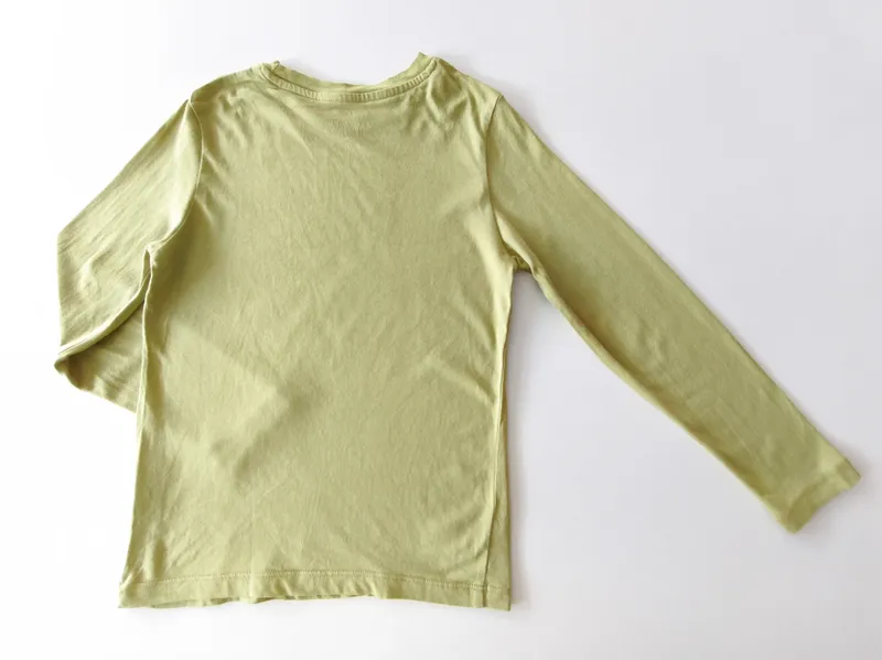 Remera manga larga. h&m. talle: 4 - 6.