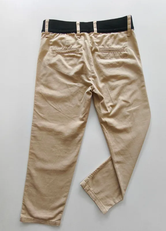 Pantalón. little akiabara. talle: 6.