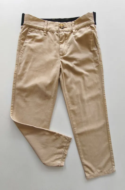 Pantalón. little akiabara. talle: 6.