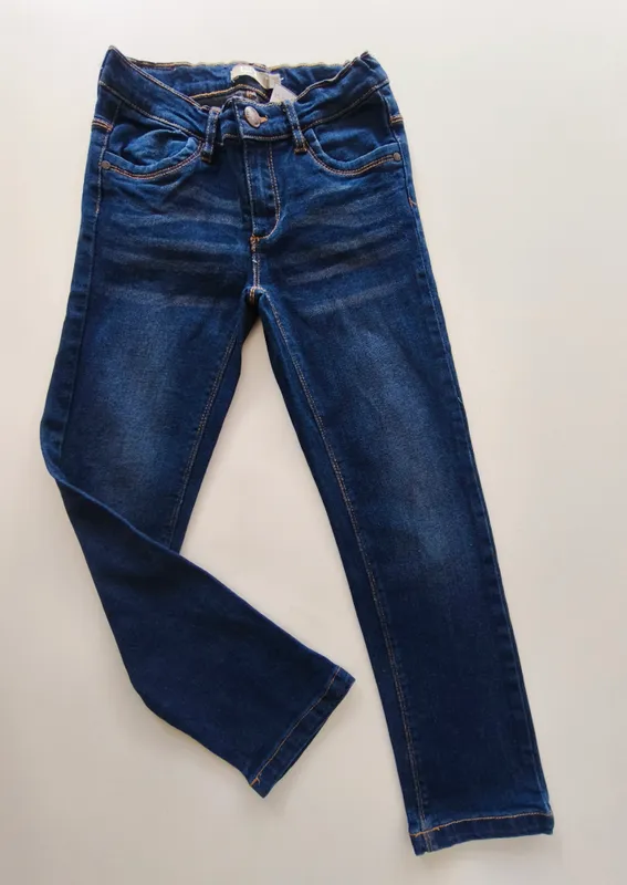 Jean. h&g. talle: 8.