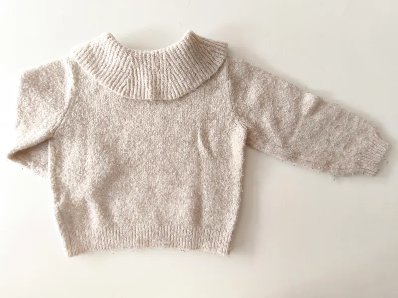 Sweater. zara. talle: 2 - 3.