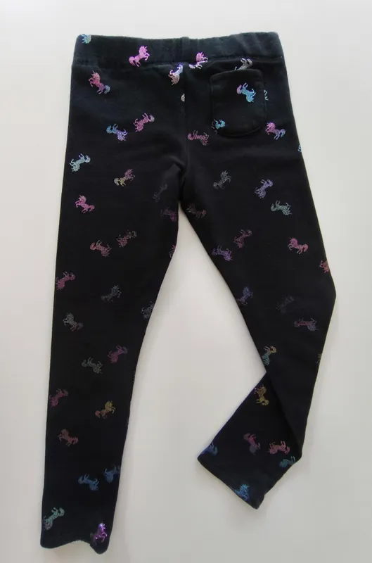 Calza. h&m. talle: 5 - 6.