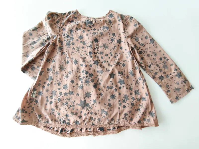 Vestido manga larga. oshkosh. talle: 4.
