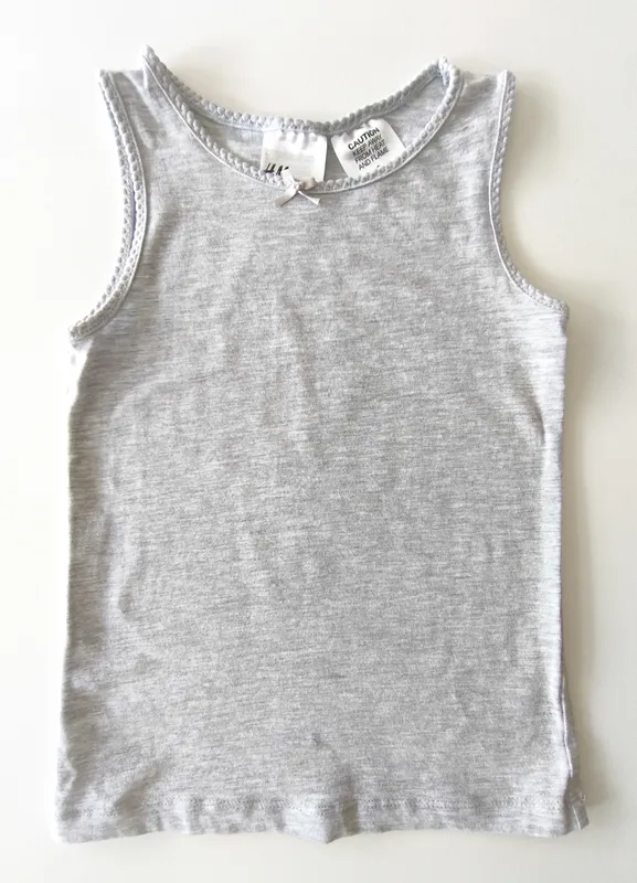Musculosa. h&m. talle: 4 - 6.