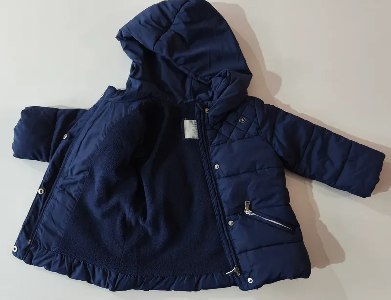 Campera. zara. talle: 18 - 24 m.