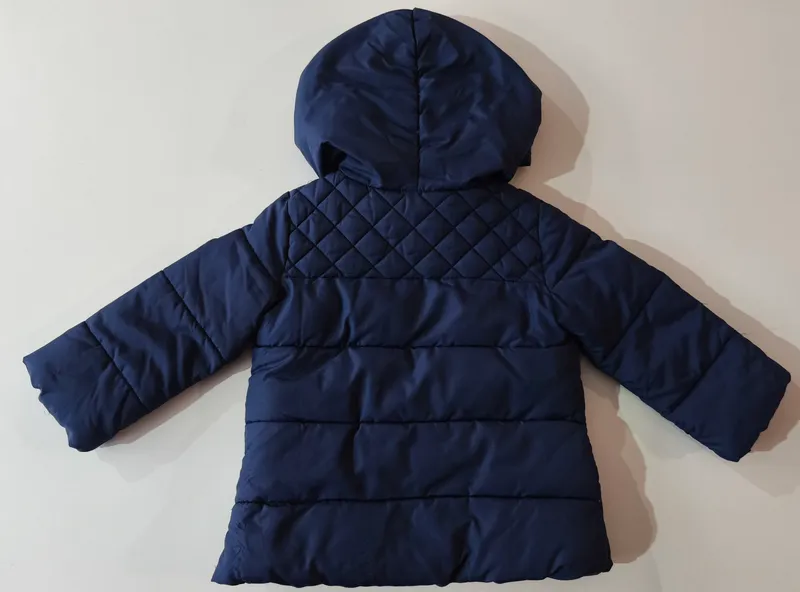 Campera. zara. talle: 18 - 24 m.