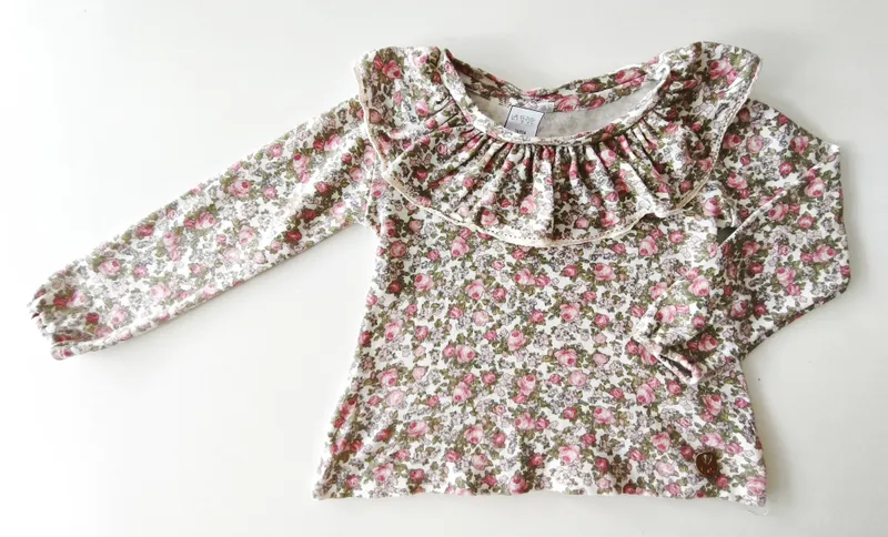 Blusa manga larga. Talle: 4.