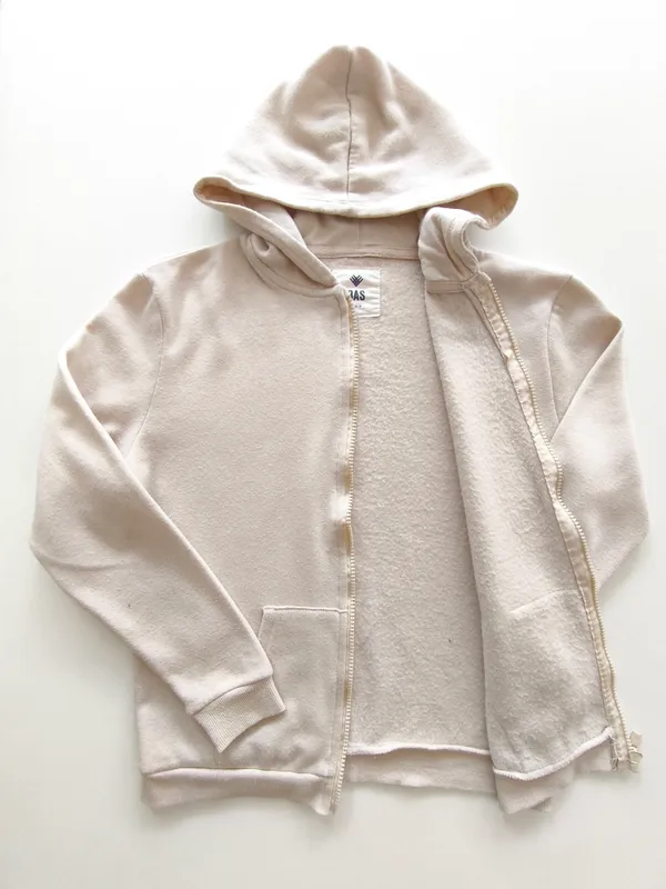 Campera deportiva. bas. talle: 10.