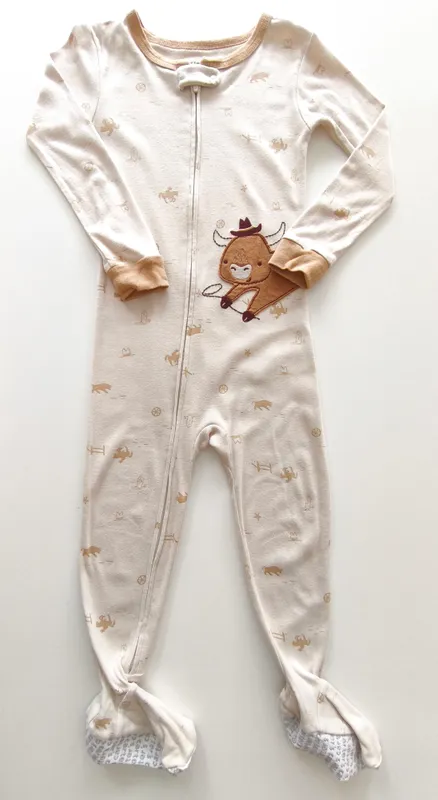 Pijama enterito. carter's. talle: 3.