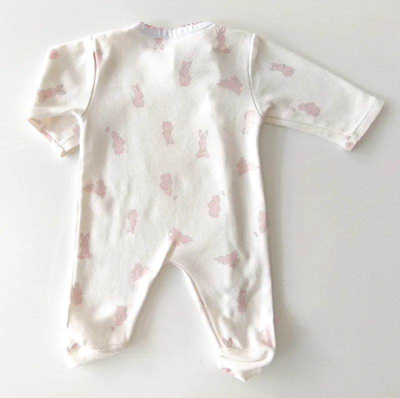 Pijama enterito. talle: r.n.