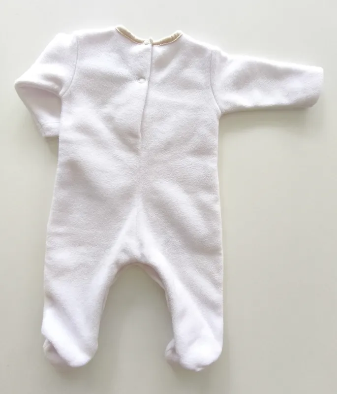 Pijama enterito. talle: 3 meses.