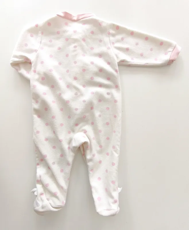 Pijama enterito. carter's. talle: 6 meses.