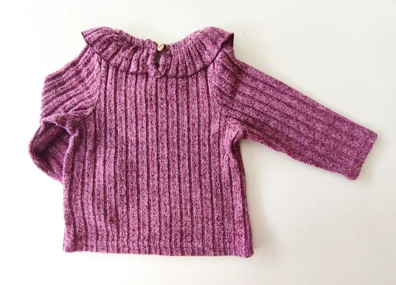 Conjunto tejido. bas. talle: 6 - 9 meses.