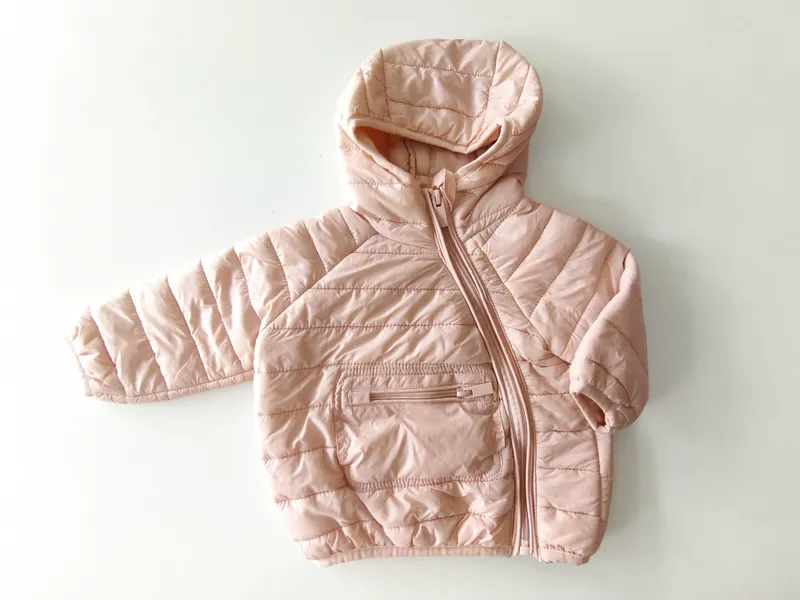 Campera. bas. talle: 9 - 12 meses.