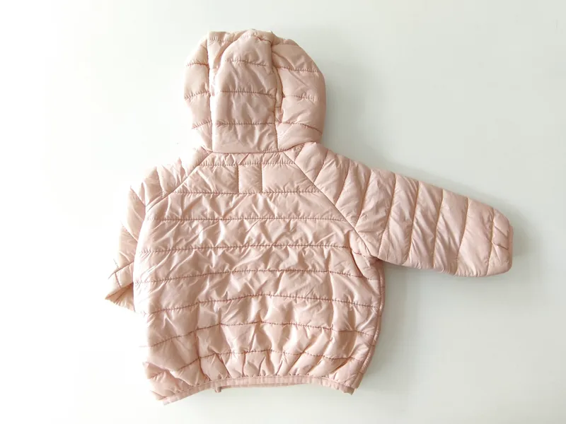 Campera. bas. talle: 9 - 12 meses.