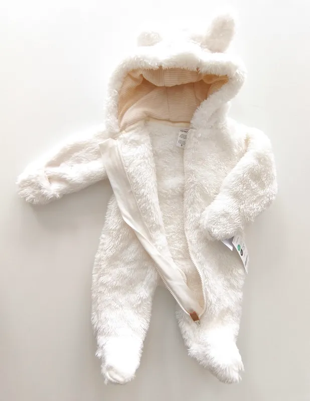 Pijama enterito. carter's. talle: r.n.