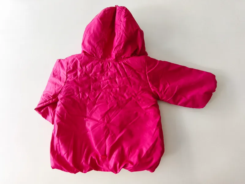 Campera. minimimo. talle: 9 meses.