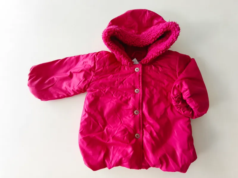 Campera. minimimo. talle: 9 meses.