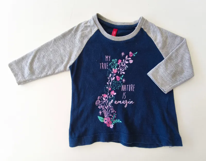 Remera manga larga. bronzini. talle: 6 - 9 meses.