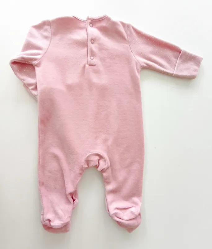 Conjunto de pijama enterito. early days. talle: 0 - 3 meses.