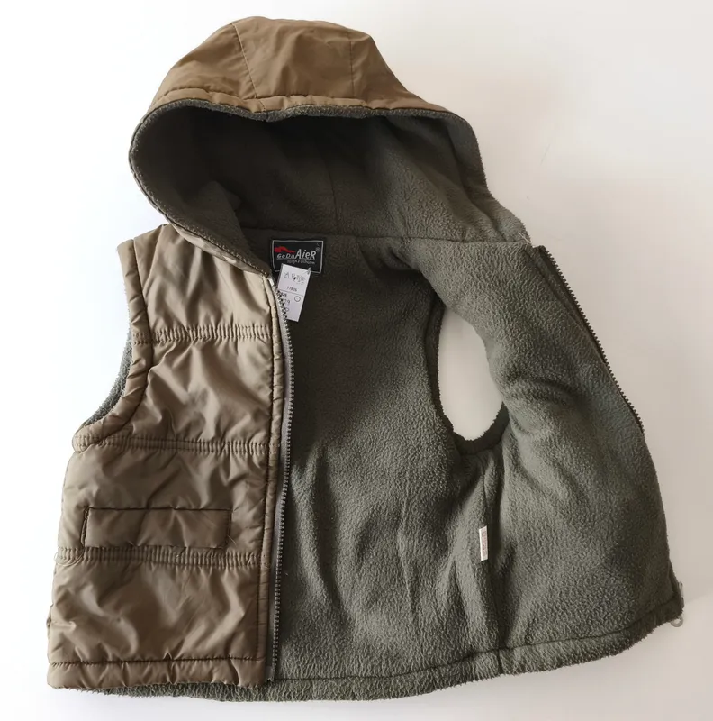 Pack look completo niño. talle: 4. 5 Prendas.