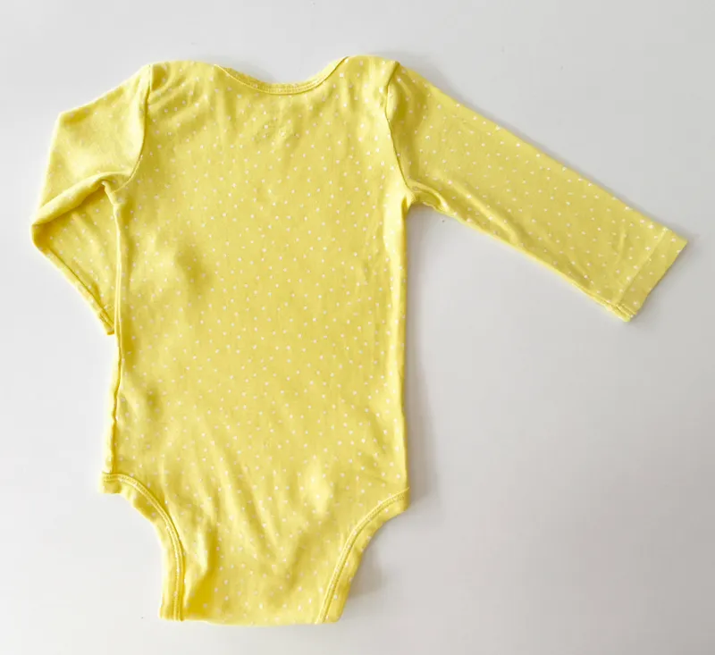 Body manga larga. carter's. talle: 9 meses.