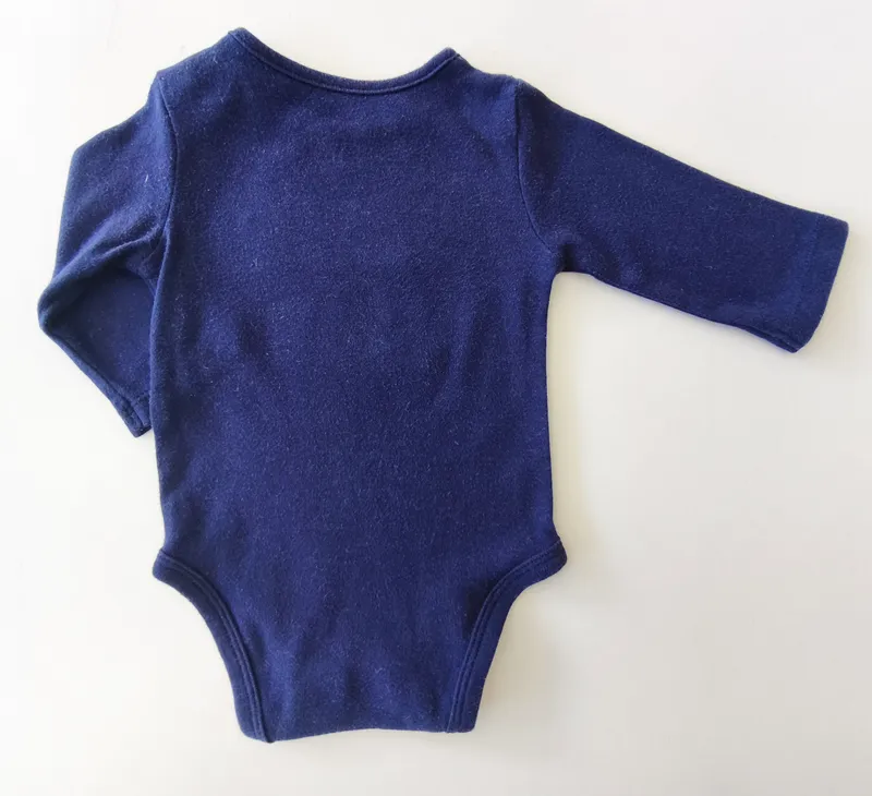Body manga larga. carter's. talle: 3 meses.