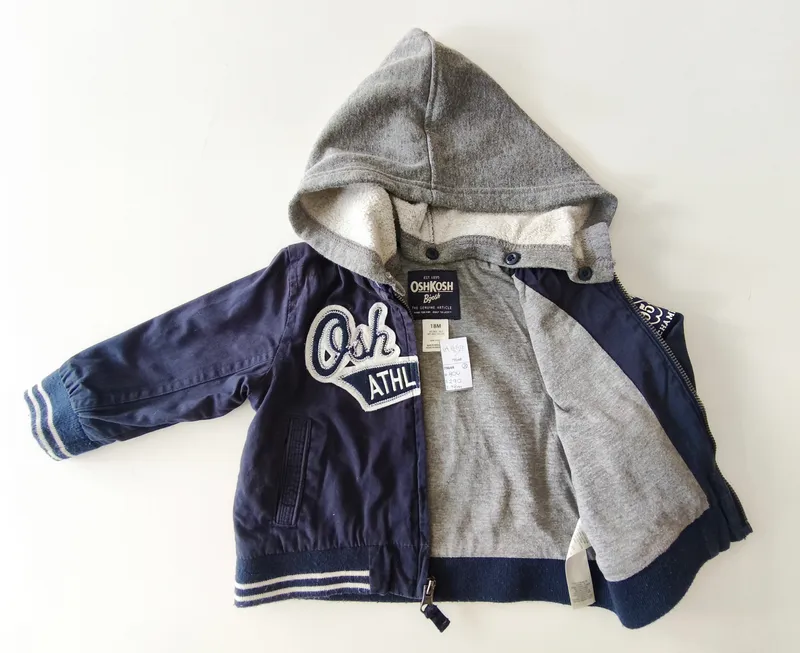 Campera. oshkosh b'gosh. talle: 18 meses.