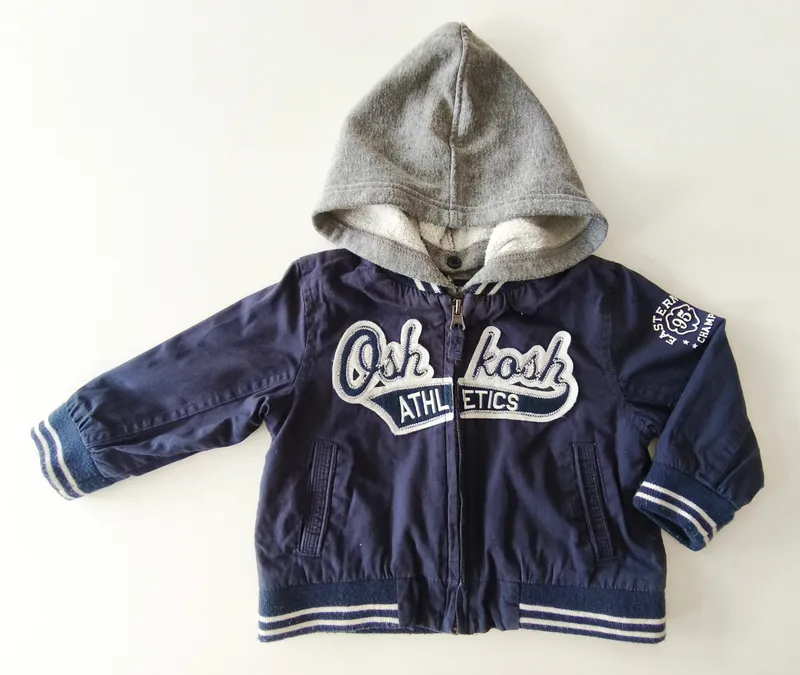 Campera. oshkosh b'gosh. talle: 18 meses.
