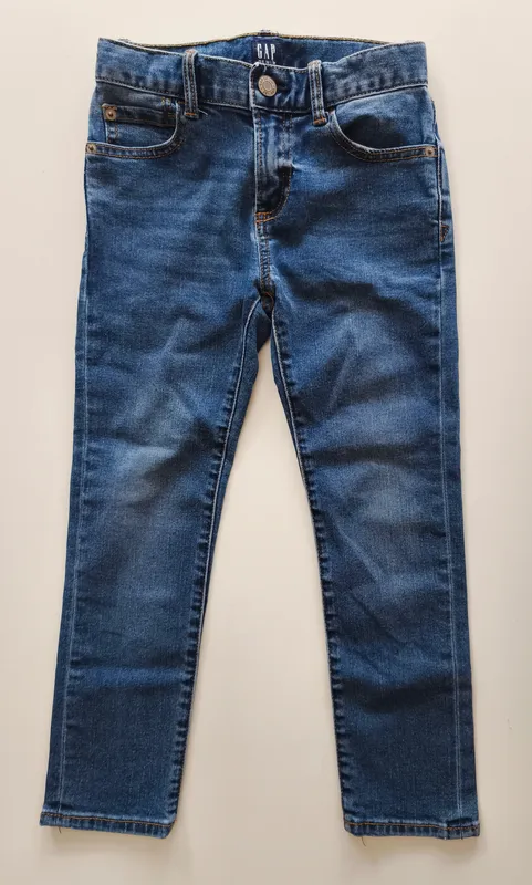Jean. gap. talle: 6.