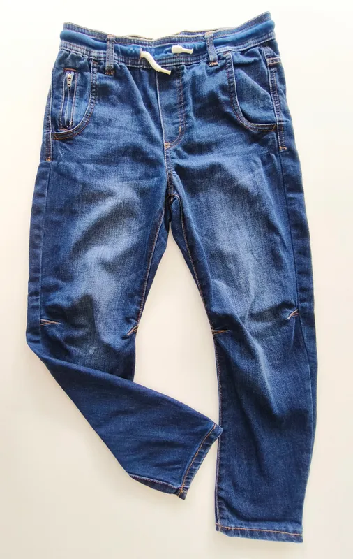 Jean. zara. talle: 10.