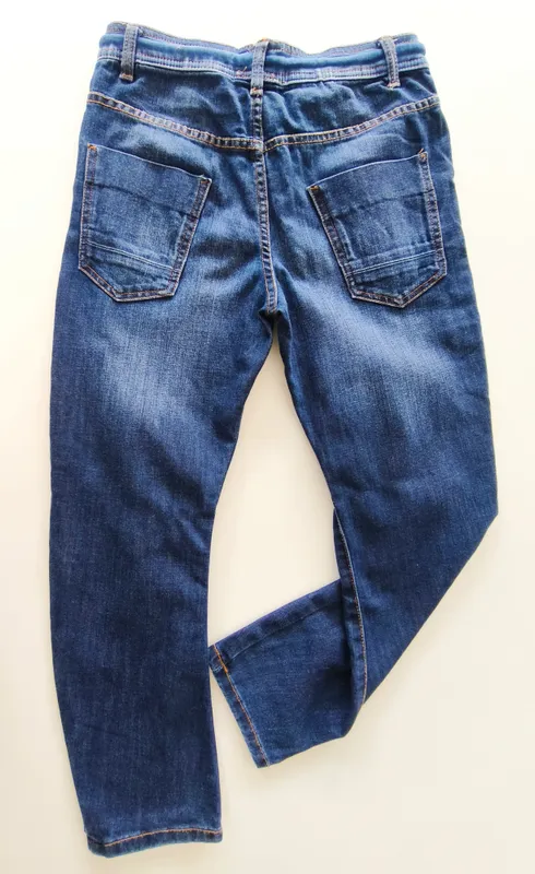 Jean. zara. talle: 10.