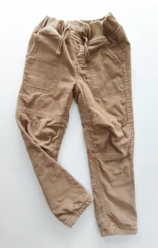 Pantalón. la hale. talle: 5.