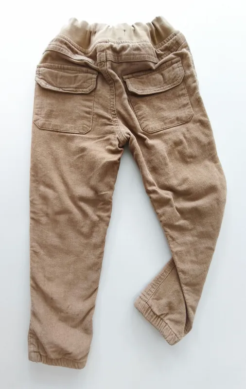 Pantalón. la hale. talle: 5.
