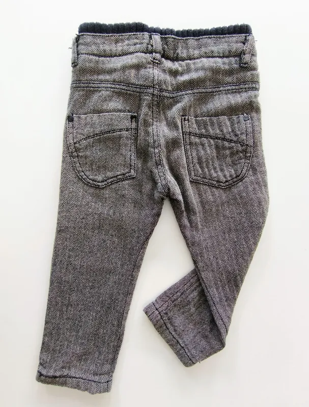 Pantalón. zara. talle: 18 - 24 meses.