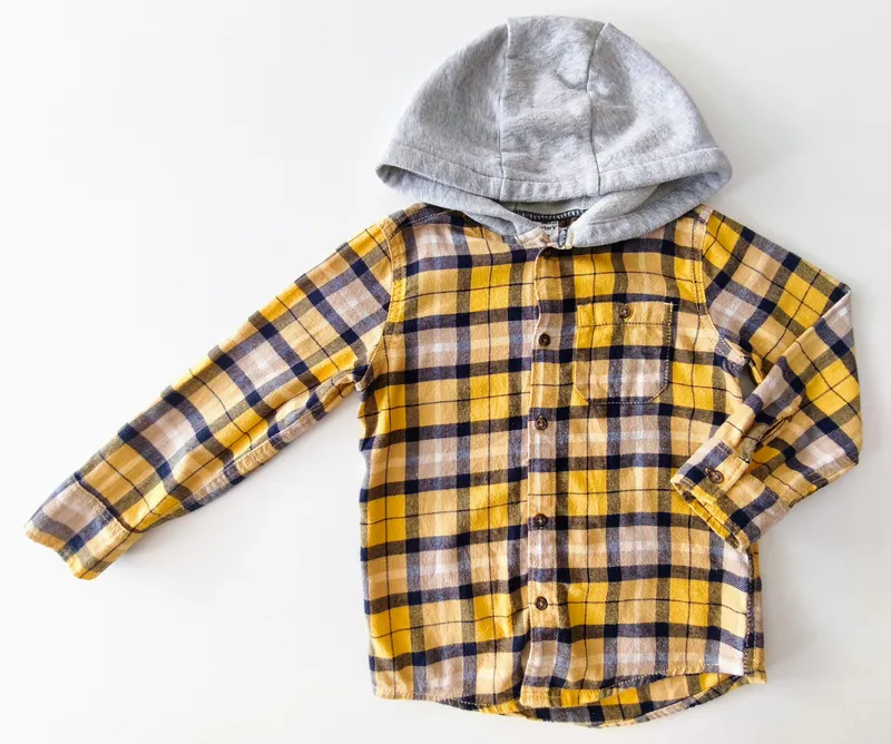 Camisa manga larga. carter's. talle: 4.