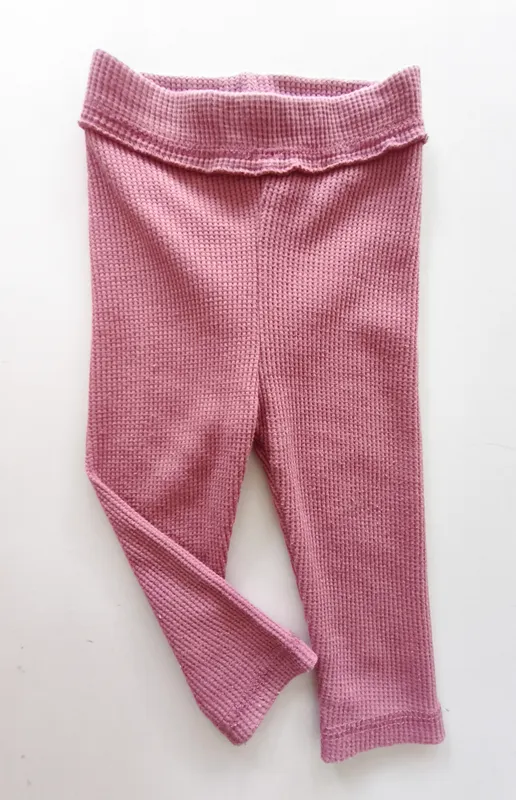 Calza. bas. talle: 6 - 9 meses.