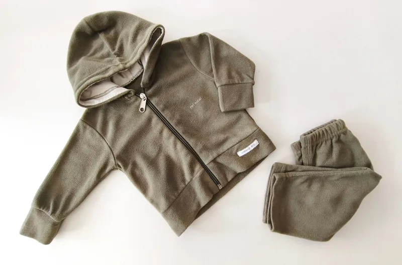 Conjunto deportivo. pappolino. talle: 3 - 6 meses.