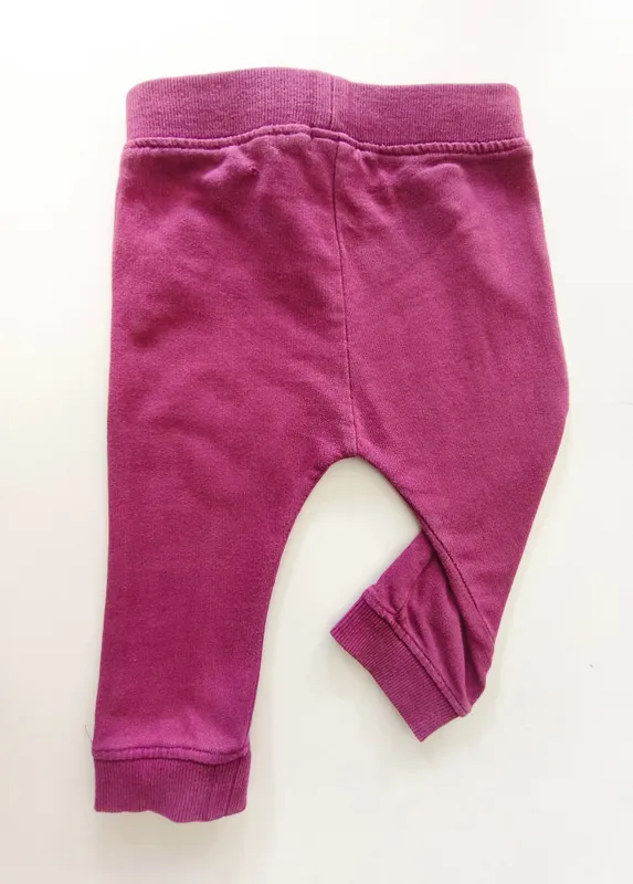 Jogging. smile. talle: 6 - 9 meses.
